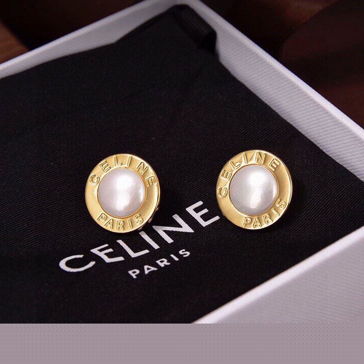 Ce**e earrings